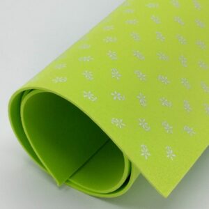 Moosgummi verde con fiorellini bianchi 2mm Stafil